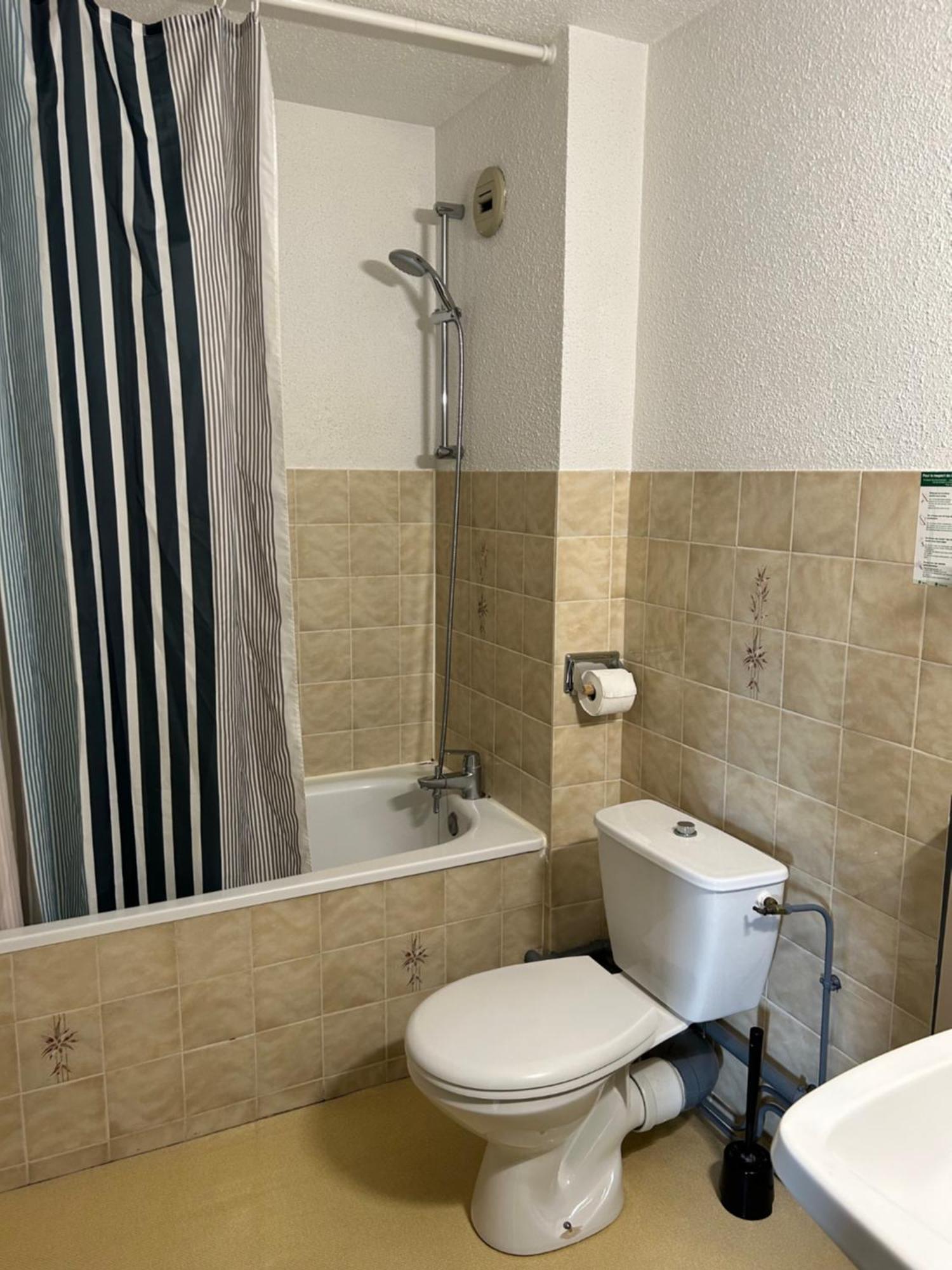 Aux Globe-Trotters Murat (Cantal) Exterior foto
