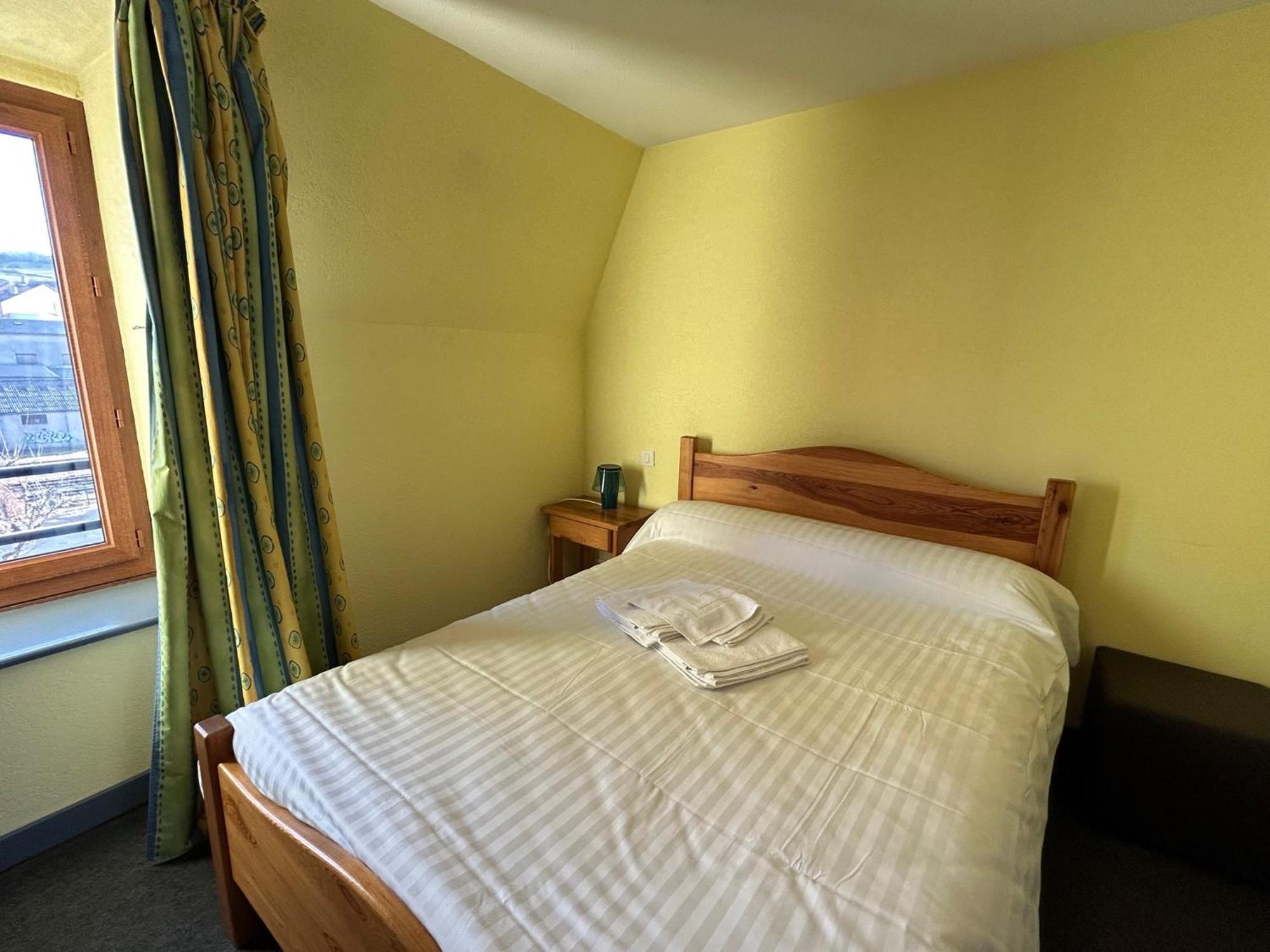 Aux Globe-Trotters Murat (Cantal) Exterior foto