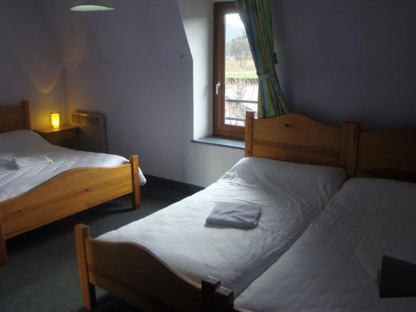 Aux Globe-Trotters Murat (Cantal) Exterior foto