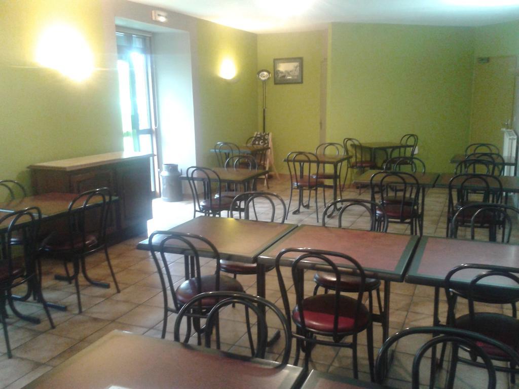 Aux Globe-Trotters Murat (Cantal) Exterior foto