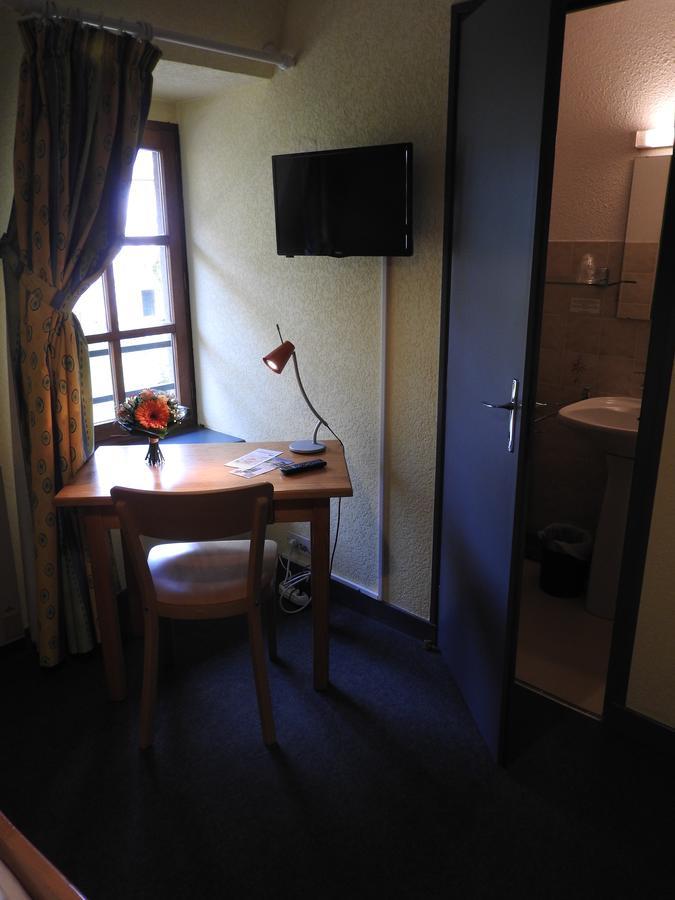 Aux Globe-Trotters Murat (Cantal) Exterior foto