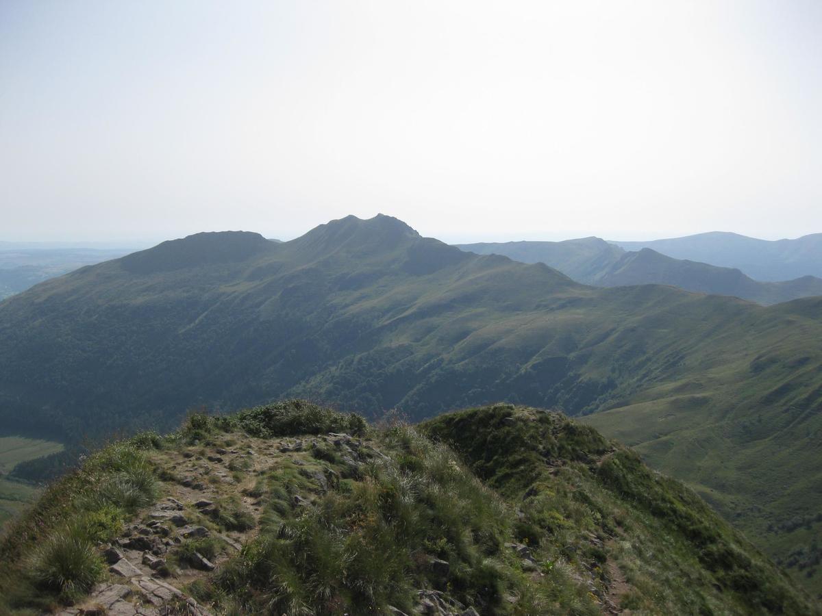 Aux Globe-Trotters Murat (Cantal) Exterior foto