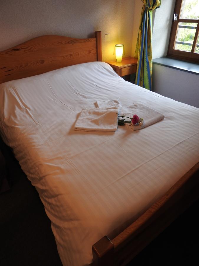 Aux Globe-Trotters Murat (Cantal) Exterior foto